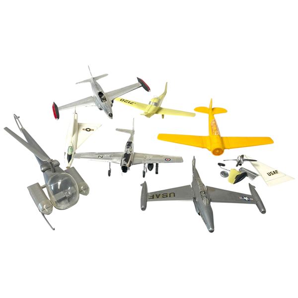 Vintage Air Plane Models - As is