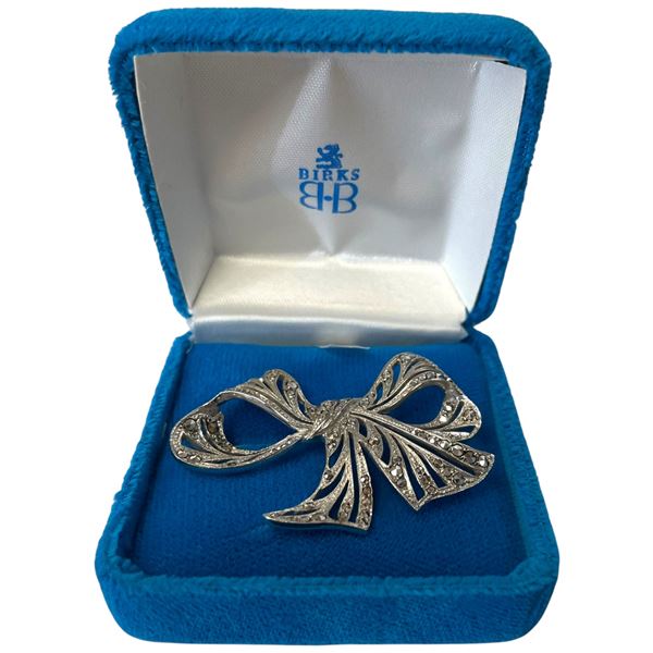 Vintage Sterling Silver Marcasite Bow Brooch in Birks Blue Velvet Case - 52 x 35mm (Weight:11.9 gram