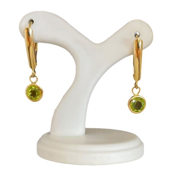 18KT Gold & Peridot Drop Earring with Lever Back -7mm drop with 1/4 CT bezel set peridot (Total weig