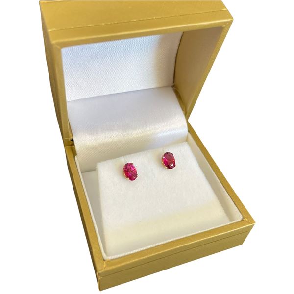 14KT Gold Deep Pink Rubellite Stud Earrings - 0.75 CTW - Claw Set 3 x 5mm gems (Total weight: 0.7 gr