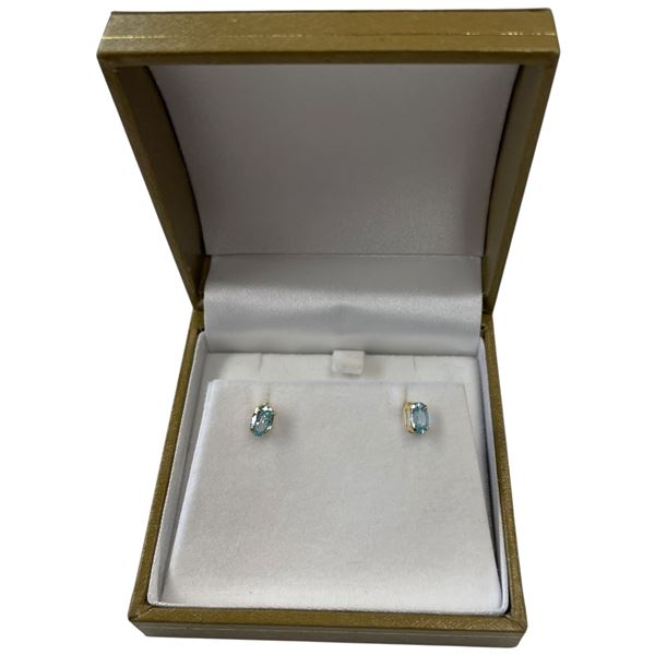 18KT Gold Blue Topaz Stud Earrings - 0.75 CTW - Claw Set 3 x 5mm gems (Total weight: 0.69 grams)