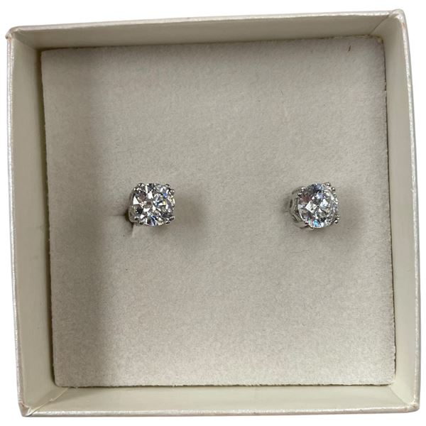 14KT White Gold 2.5 CTW Brilliant Cut CZ Stud Earrings (Total weight: 2.2 grams)