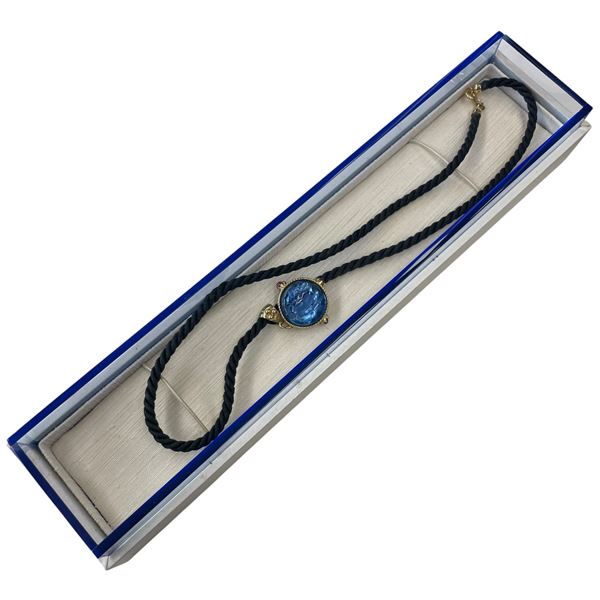 14K Gold Tagliamonte Reversible Venetian Intaglio Glass/Embossed Gold Pendant on Cord (Total weight 