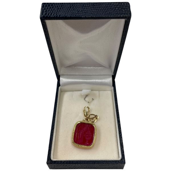 14K Gold Tagliamonte Red Venetian Glass Intaglio Charm (Total weight: 3 grams) Charm is 15.9 x 22mm 