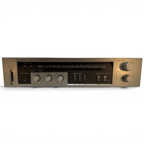 Pioneer SX-202 AM FM Stereo Receiver 1980s