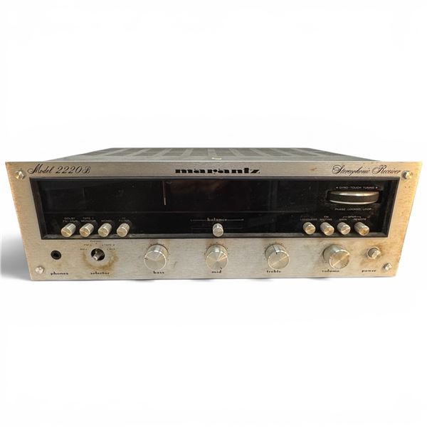 Marantz 2220B Vintage Stereo Receiver 1970s Solid-State Design
