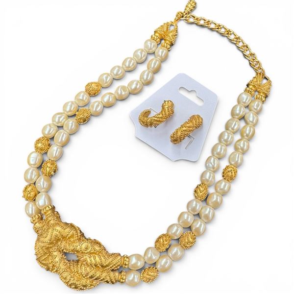 1988 Franklin Mint - Mary McFadden Etruscan Revival Glass Pearl Necklace & Matching Earrings