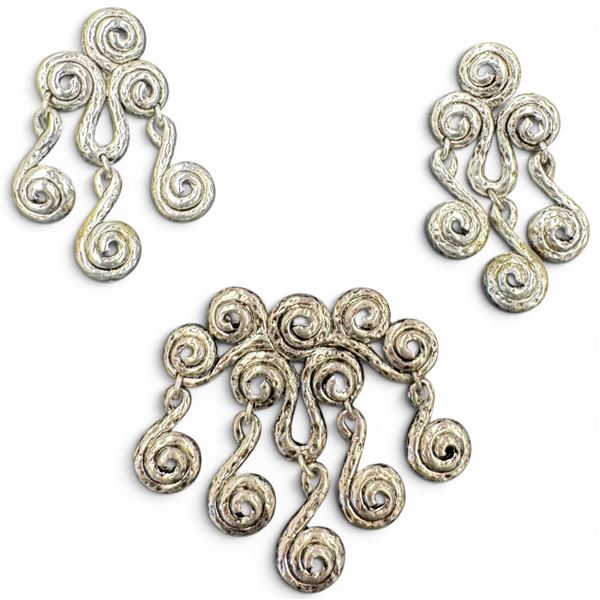 Vintage Alfred Sung Modernist Silver-Tone Brooch & Earrings Set (Brooch is 54 x 57 mm)