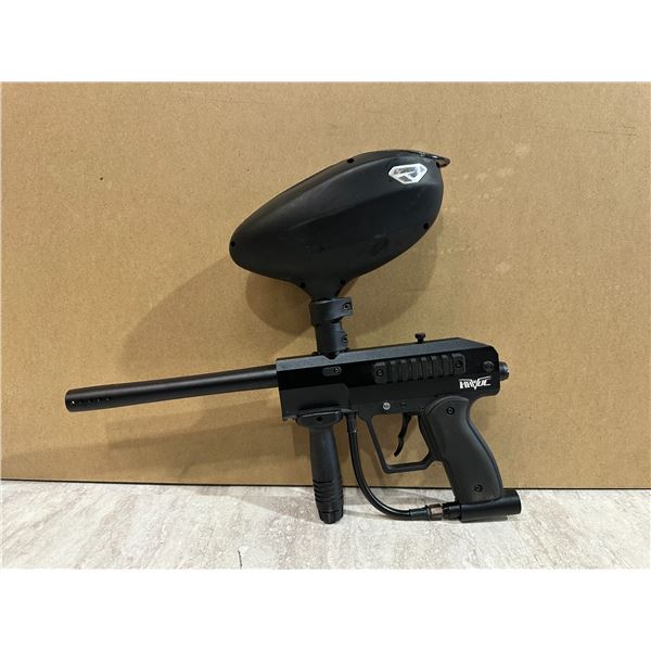 Havoc Paintball Gun With Hopper