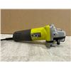 Image 3 : Ryobi 4 1/2 In Grinder