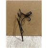 Image 1 : Vintage Cast Iron Angle Bracket Planter Holder