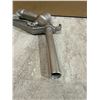 Image 5 : Husky Fuel Pump Handle