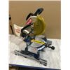 Image 1 : Ryobi 10 in Compound Miter Saw