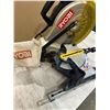 Image 5 : Ryobi 10 in Compound Miter Saw