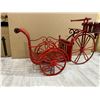 Image 11 : Red Metal Tricycle Garden Décor - Plant Holder