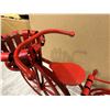 Image 6 : Red Metal Tricycle Garden Décor - Plant Holder