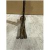 Image 10 : Lot of 2 Claw Hammers - Milwaukee & Estwing