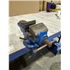 Image 2 : Vintage Blue Cast Iron Tabletop/Clamp Bench Vise