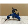 Image 4 : Vintage Blue Cast Iron Tabletop/Clamp Bench Vise