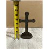 Image 7 : Cast Iron Decorative Cross