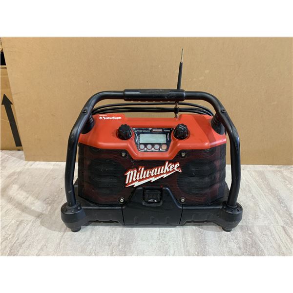 Milwaukee Jobsite Radio Powered By Rockford Fosgate