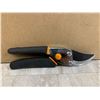 Image 2 : Fiskars Garden Prunners