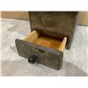 Image 3 : Vintage Coffee Grinder