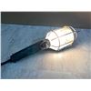 Image 7 : Trouble Light w/ Cage and Long Cord