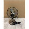 Image 11 : Nautica Home Stainless Steel Table Fan - Retro Design