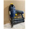 Image 10 : Mastercraft Air Powered Brad Nailer