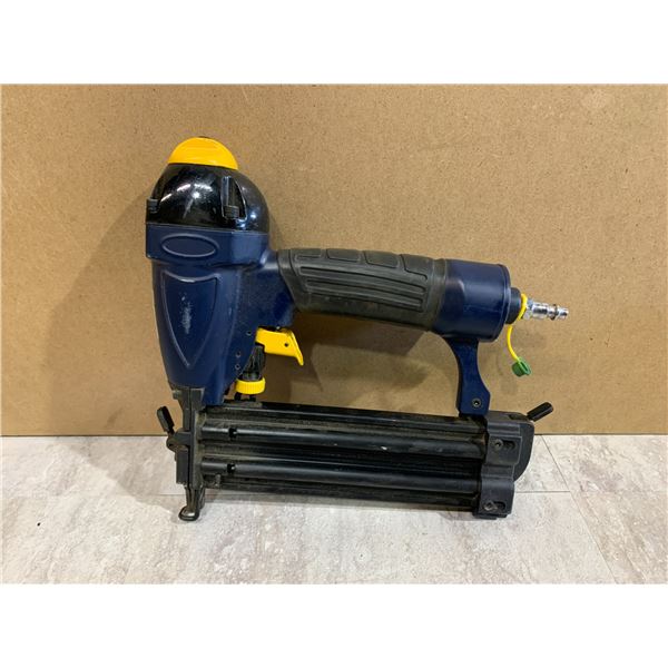 Mastercraft Air Powered Brad Nailer