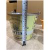 Image 8 : Lot of 6 Metal Cans
