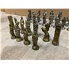 Image 3 : Themed Chess Board Pieces 27 Pcs Non Ferrous