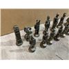 Image 5 : Themed Chess Board Pieces 27 Pcs Non Ferrous