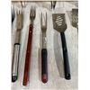Image 4 : 16 Pcs BBQ Tools