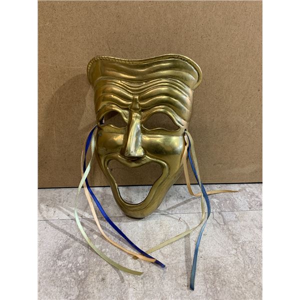 Brass Laughing Face Décor