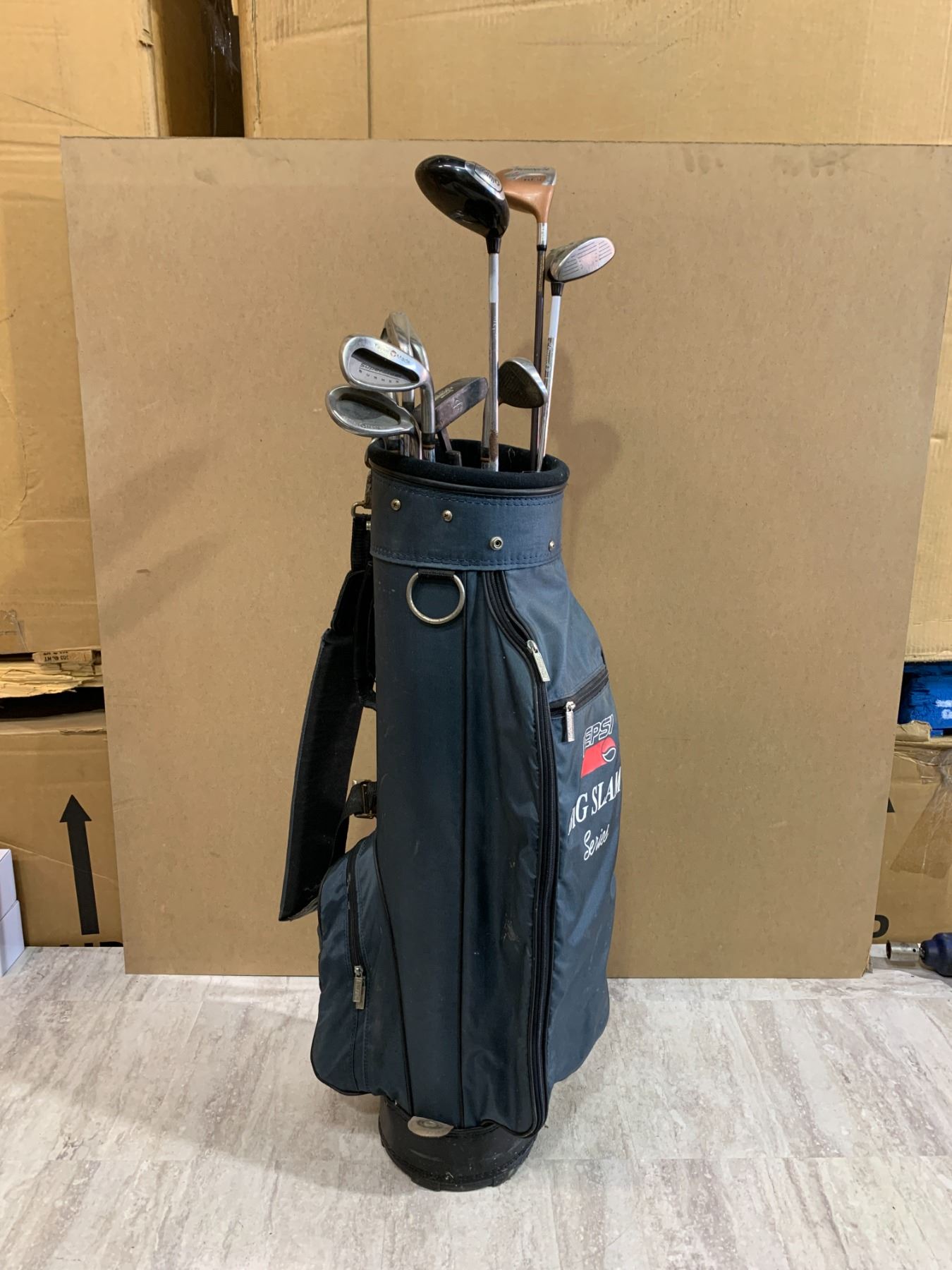 Pepsi Big Slam Series Golf Bag w/ Taylormade Burner Irons ( 5, 6, 7, 8 ...