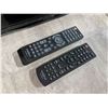 Image 2 : 40 inch Insignia LED TV - W/ Two Remotes