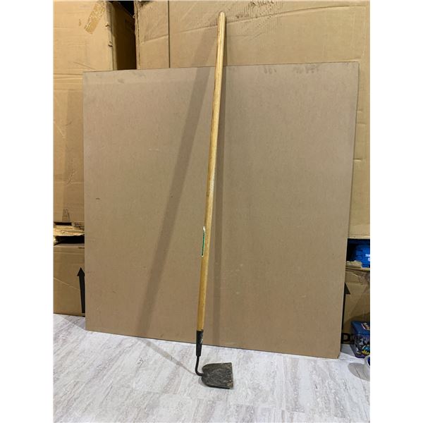 Practica Wooden Handle Garden Hoe