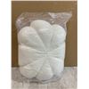 Image 4 : White Pumpkin Stuffy