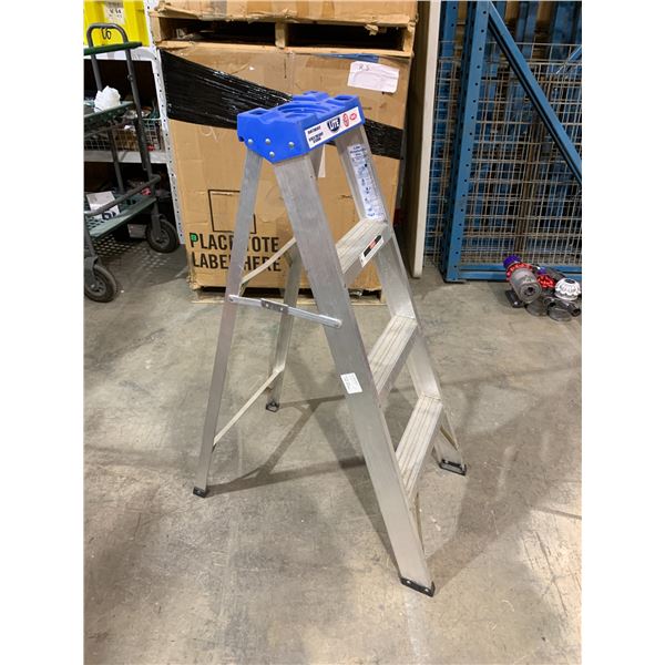 Lite 3 Step Aluminum Folding Step-Ladder (4 ft)
