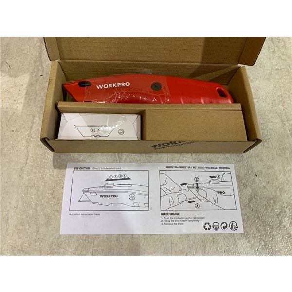 Workpro Quick Change Retractable Utility Knife - Red