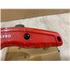 Image 4 : Workpro Quick Change Retractable Utility Knife - Red