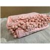 Image 2 : Pink Throw Blanket