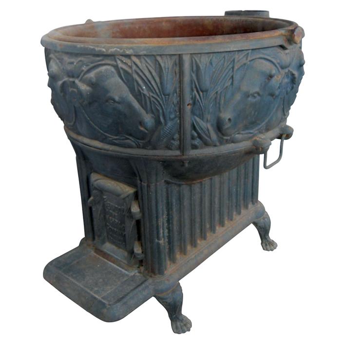 Cast iron rendering kettle, Kenwood, mfgd by The Wehrle Mfg. Co.Newark, OH, 31 gal w/wonderful rais