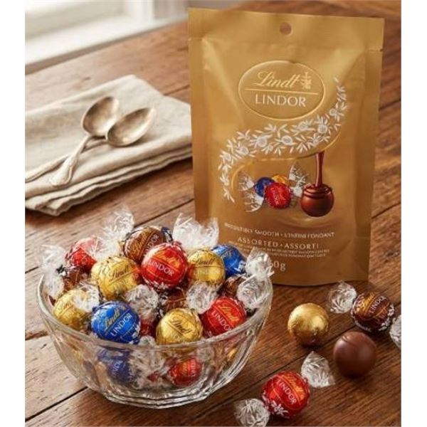 Lindt Lindor Assorted Chocolate Truffles 9 x 60g Bags