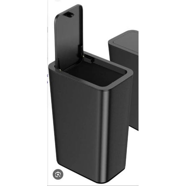 Rubbermaid FGSO8 SH8 Trash Can with Labeling