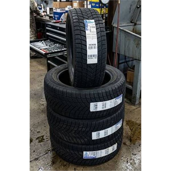 Michelin X-Ice Snow 235/50R20 Tires, Set of 4
