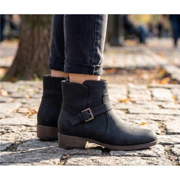 Velities Womenâ€™s Black Ankle Boots, Size 8 Side Zip
