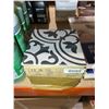 Image 2 : 19 pcs Ceramic Wall Tiles With Black and White Pattern